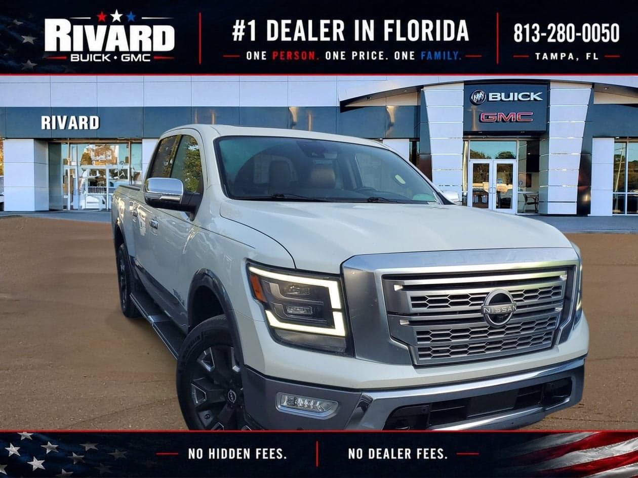 2023 Nissan TITAN Crew Cab Platinum Reserve 4x4 — photo 1 of 47
