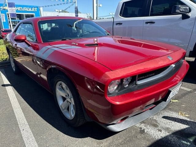 2010 Dodge Challenger R/T — photo 1 of 3