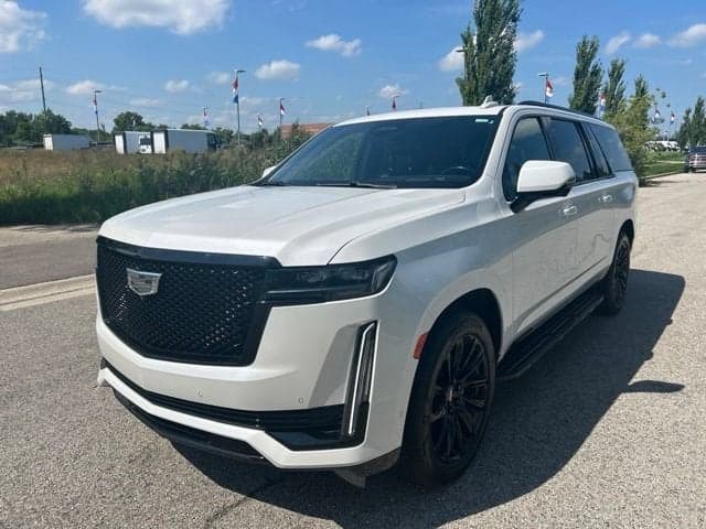 2024 Cadillac Escalade ESV 4WD Sport Platinum — photo 1 of 18