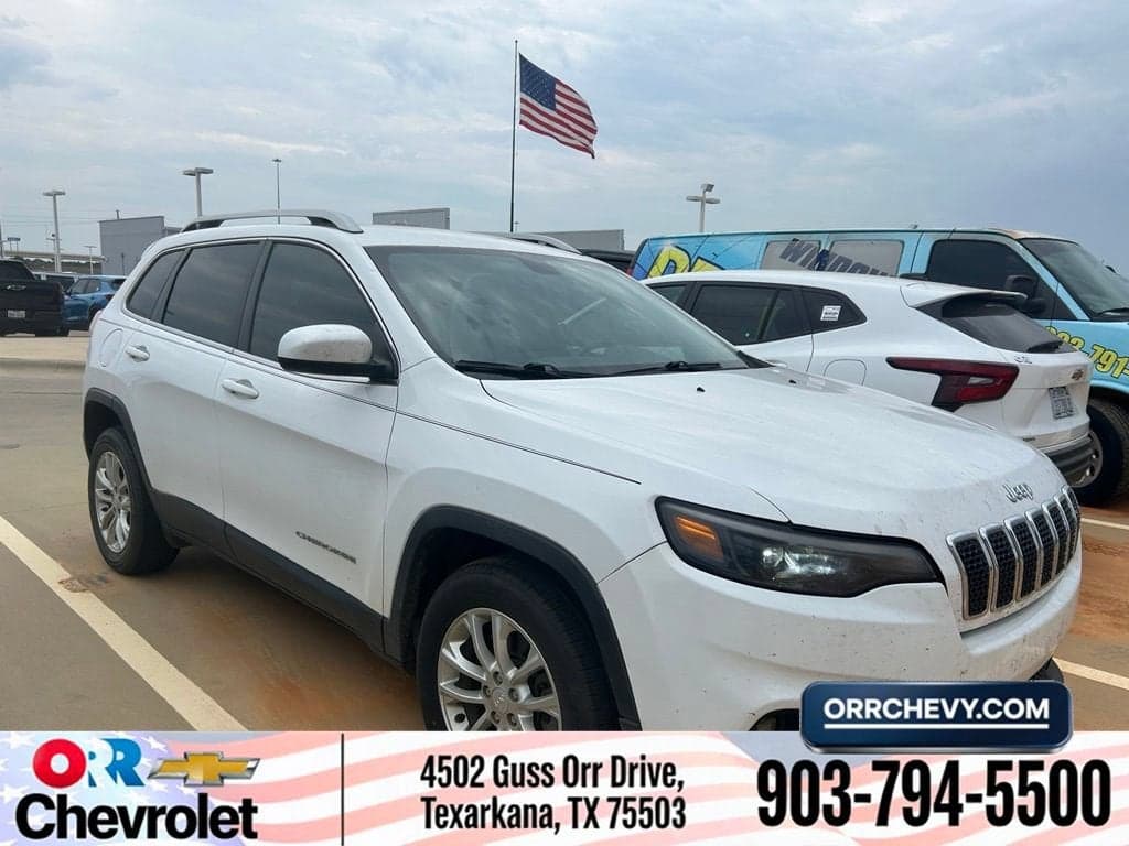 2019 Jeep Cherokee Latitude FWD — photo 1 of 16