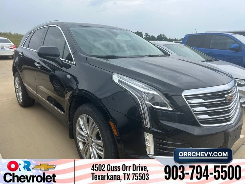 2017 Cadillac XT5 Premium Luxury AWD — photo 1 of 33