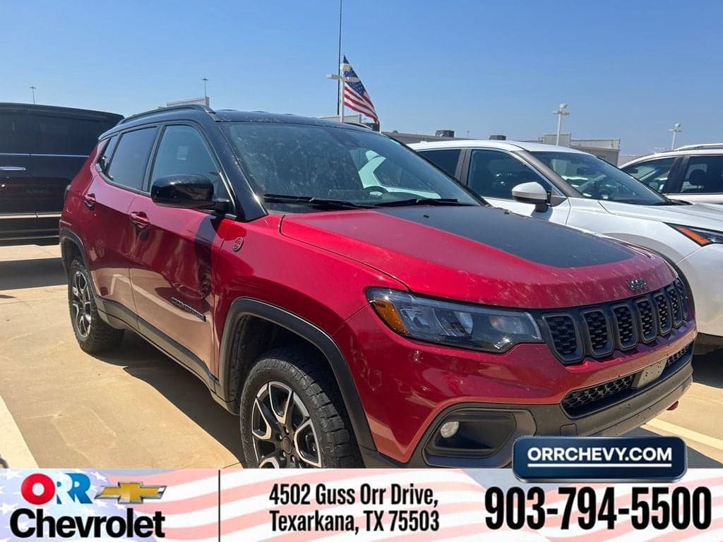 2025 Jeep Compass Trailhawk 4x4 — photo 1 of 16