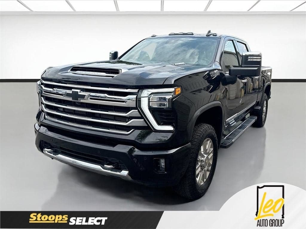 2024 Chevrolet Silverado 2500 HD High Country — photo 1 of 33