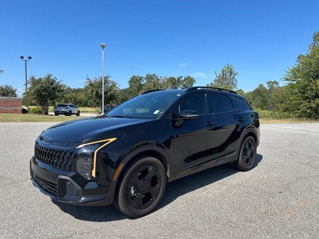 2026 Kia Sportage Plug-In Hybrid X-Line — photo 1 of 9