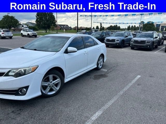 2012 Toyota Camry SE — photo 1 of 35