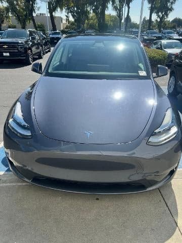 2021 Tesla Model Y Long Range — photo 1 of 13