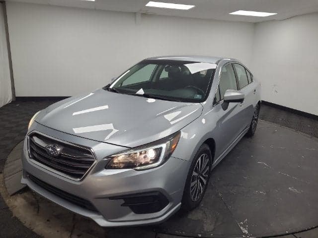 2018 Subaru Legacy Premium — photo 1 of 5