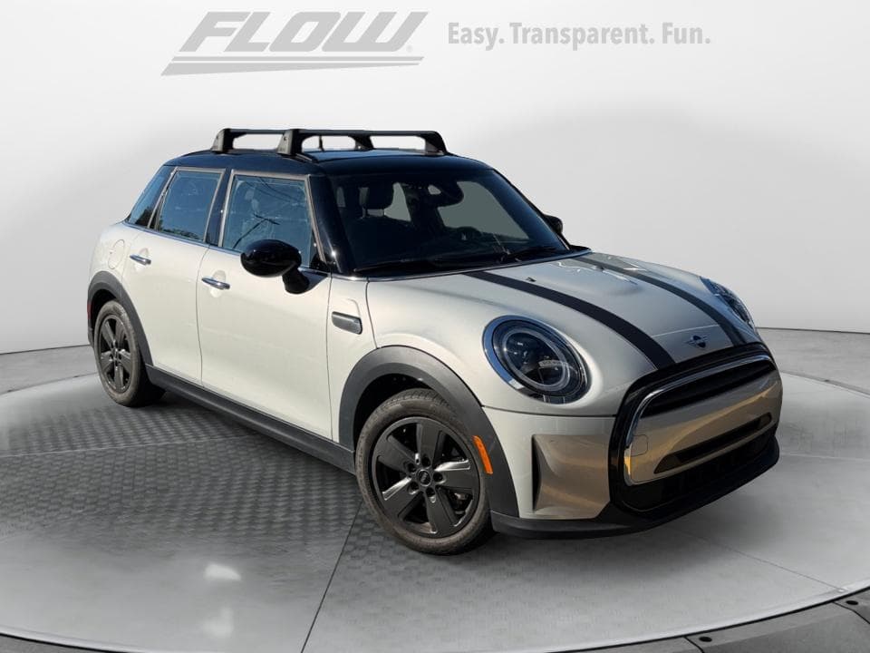 2022 Mini Hardtop 2 Door Cooper — photo 1 of 5