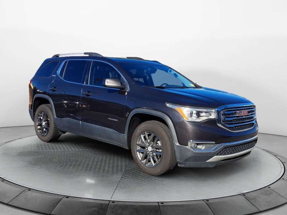 2017 GMC Acadia SLT — photo 1 of 5