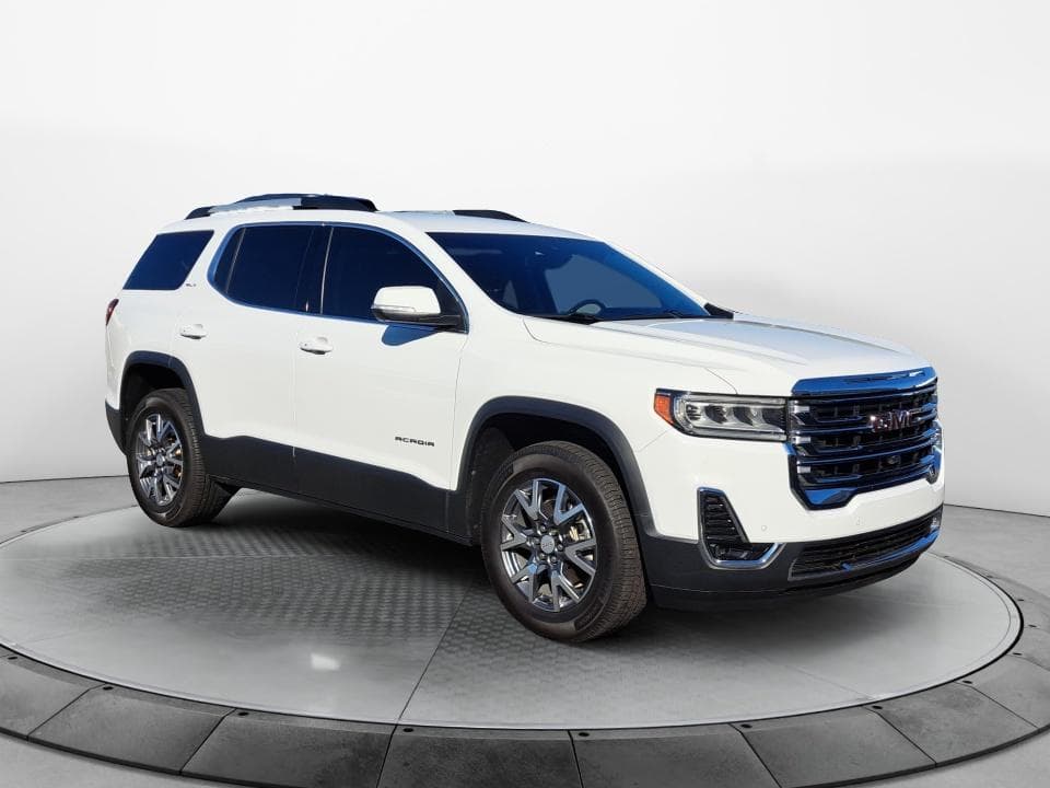 2022 GMC Acadia SLT — photo 1 of 5