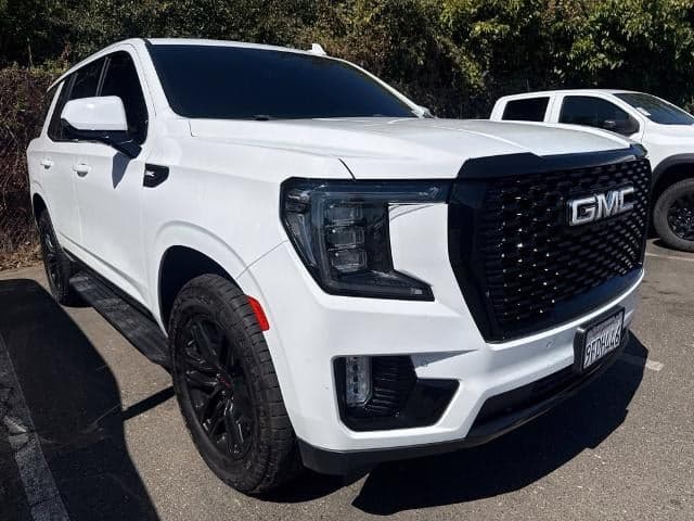 2022 GMC Yukon SLT — photo 1 of 28