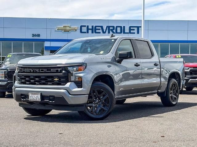 2025 Chevrolet Silverado 1500 Custom — photo 1 of 34