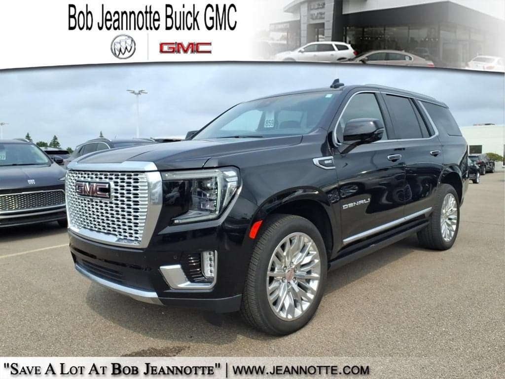 2023 GMC Yukon Denali — photo 1 of 43