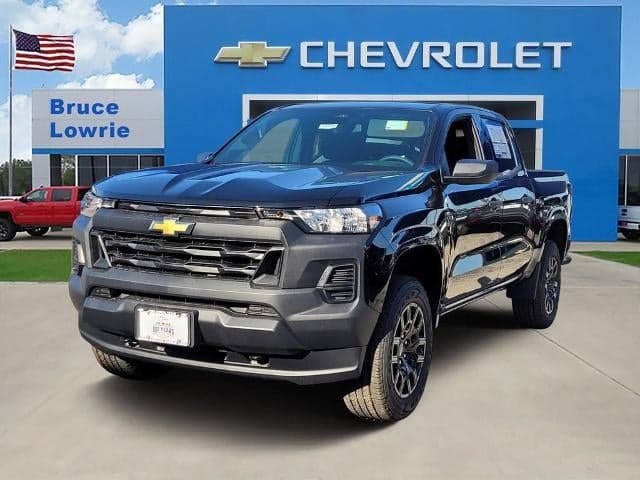 2026 Chevrolet Colorado WT — photo 1 of 21