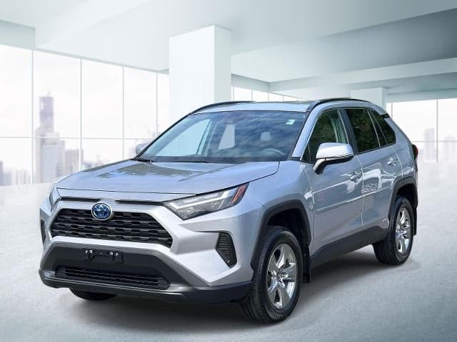 2024 Toyota RAV4 Hybrid XLE — photo 1 of 30