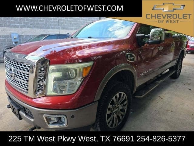 2016 Nissan Titan XD Platinum Reserve — photo 1 of 2