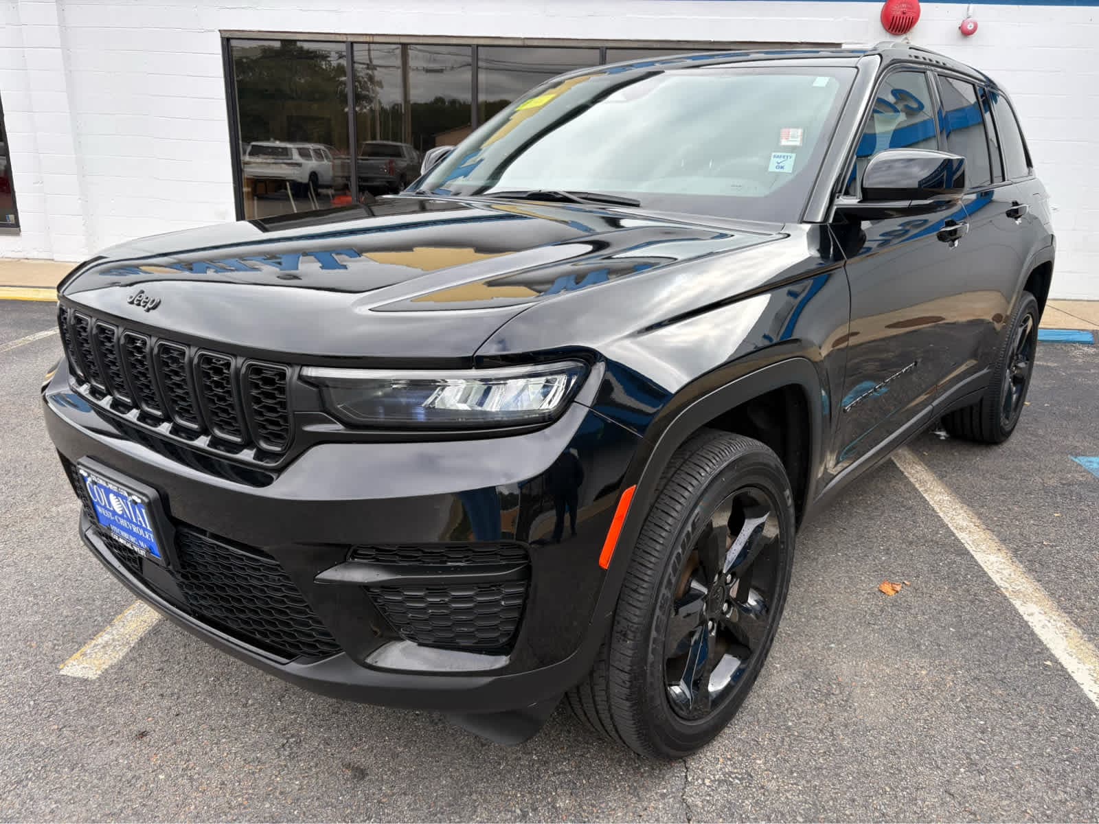 2023 Jeep Grand Cherokee Altitude X — photo 1 of 28