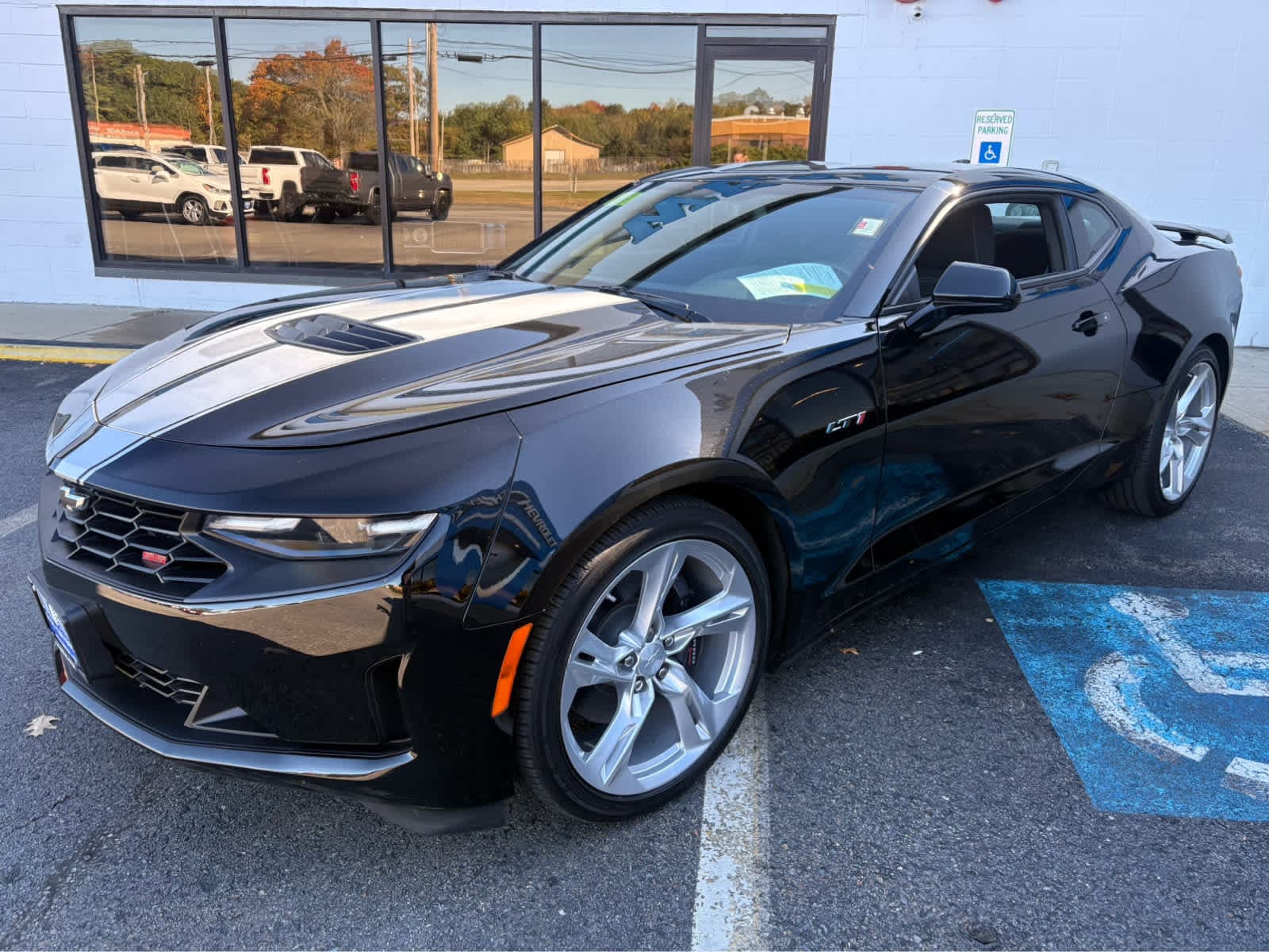 2024 Chevrolet Camaro LT1 — photo 1 of 5