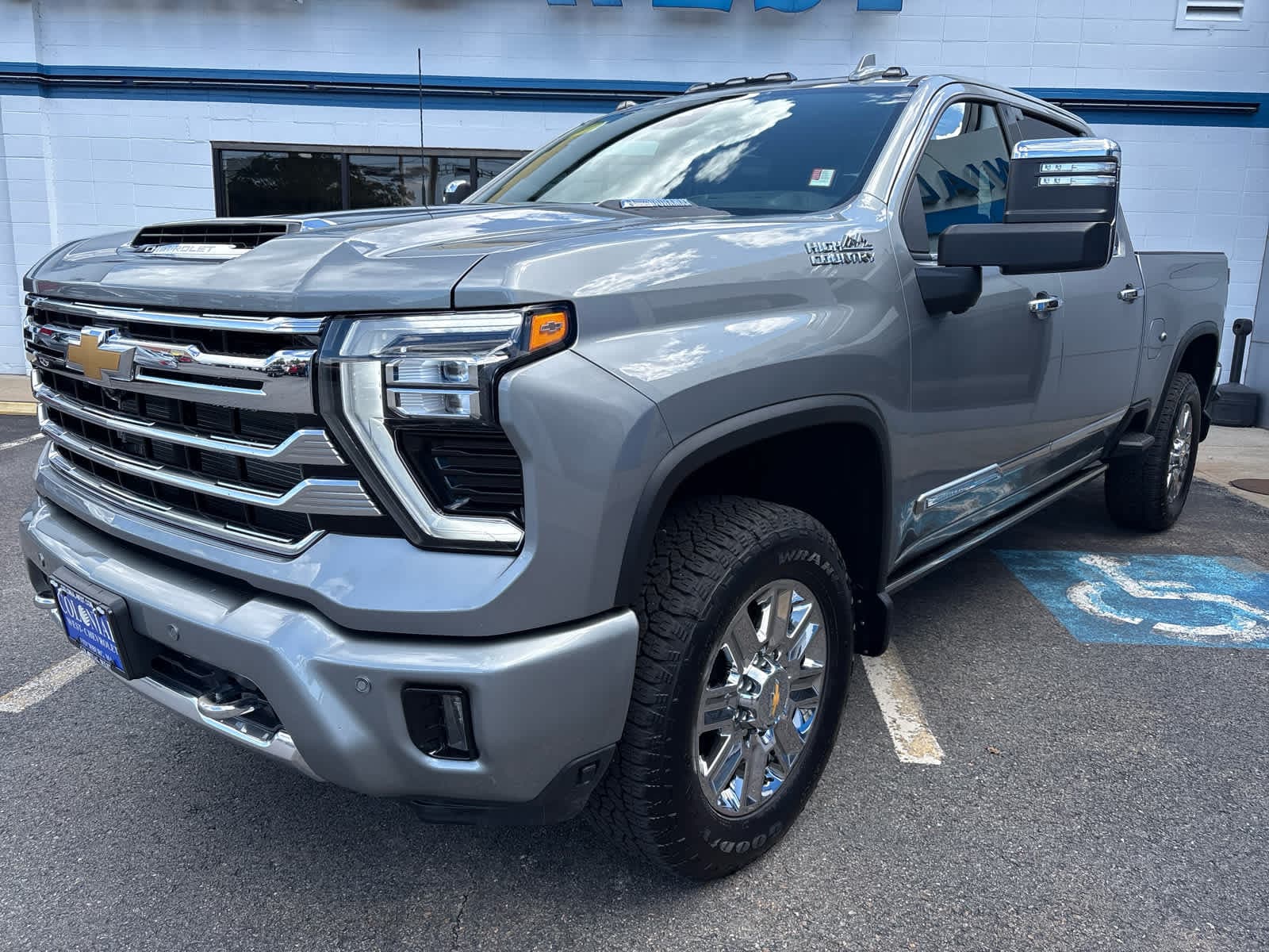 2026 Chevrolet Silverado 2500HD High Country — photo 1 of 36