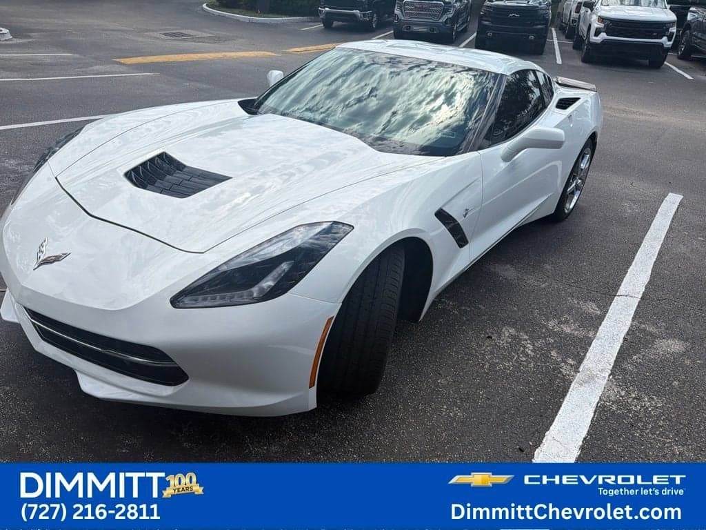 2014 Chevrolet Corvette Stingray 2LT — photo 1 of 30