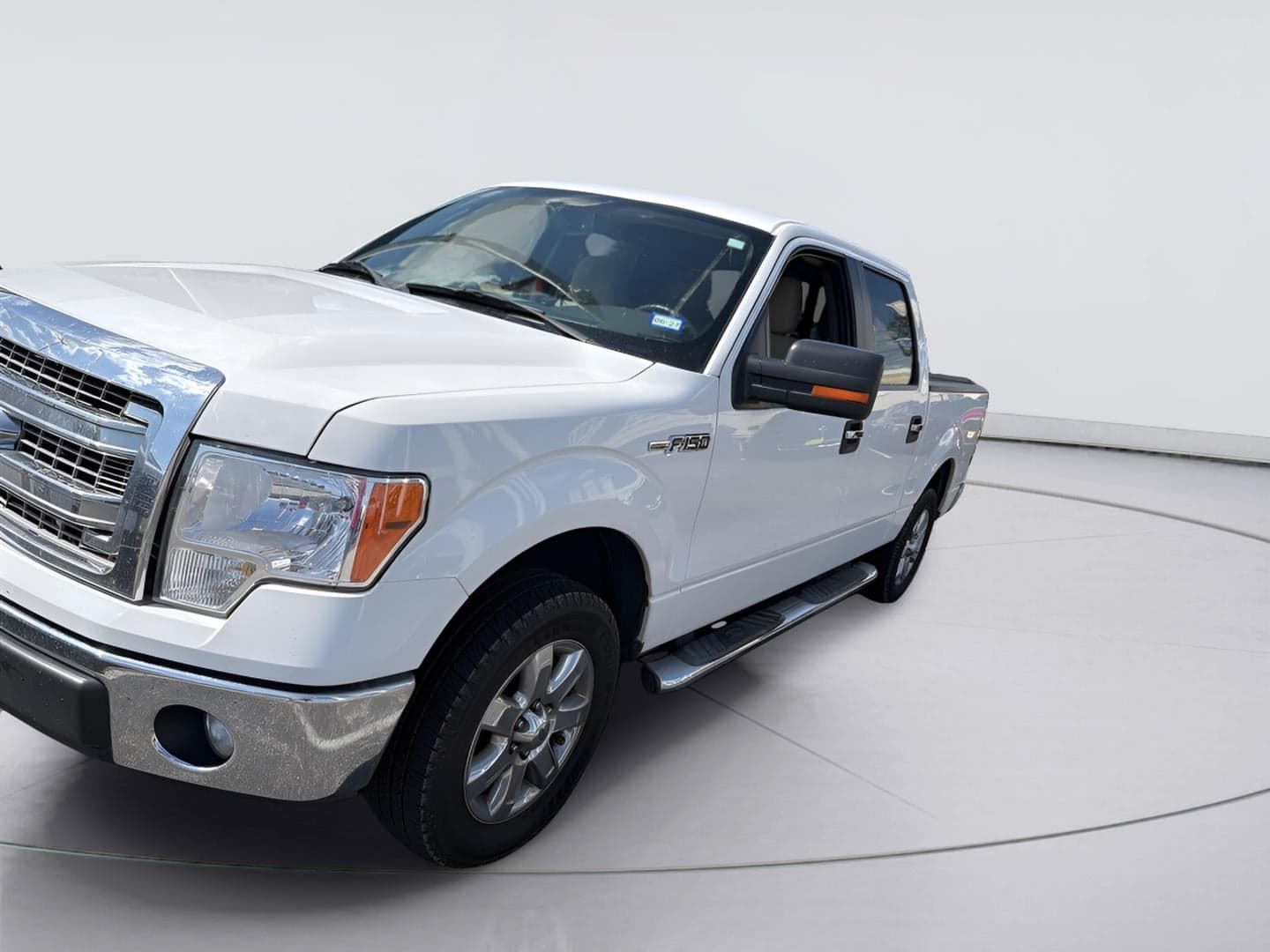 2013 Ford F-150 XLT — photo 1 of 5
