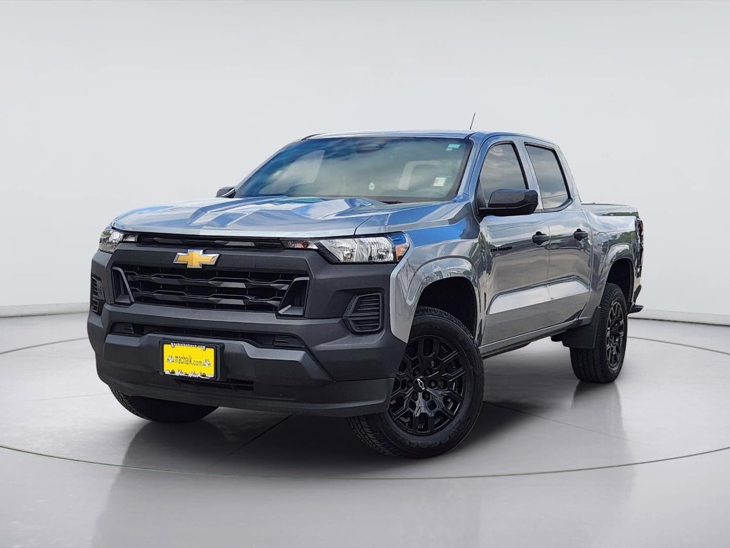 2025 Chevrolet Colorado 2WD Work Truck — photo 1 of 45