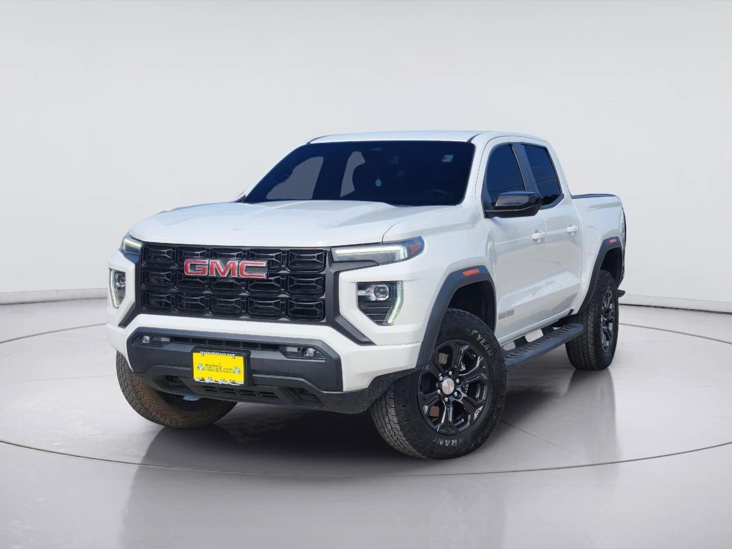 2023 GMC Canyon 2WD Elevation — photo 1 of 5