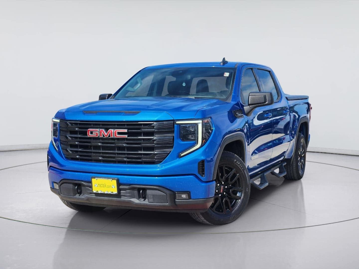 2022 GMC Sierra 1500 Elevation — photo 1 of 5