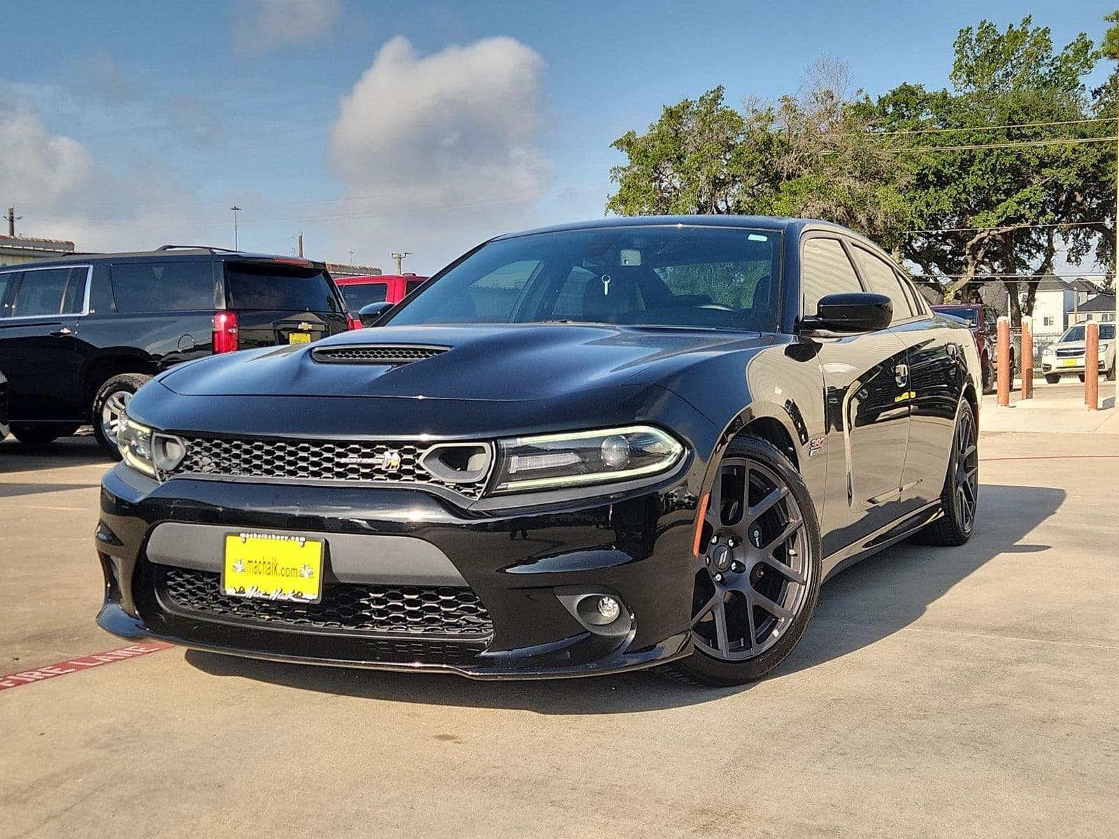 2019 Dodge Charger Scat Pack — photo 1 of 45