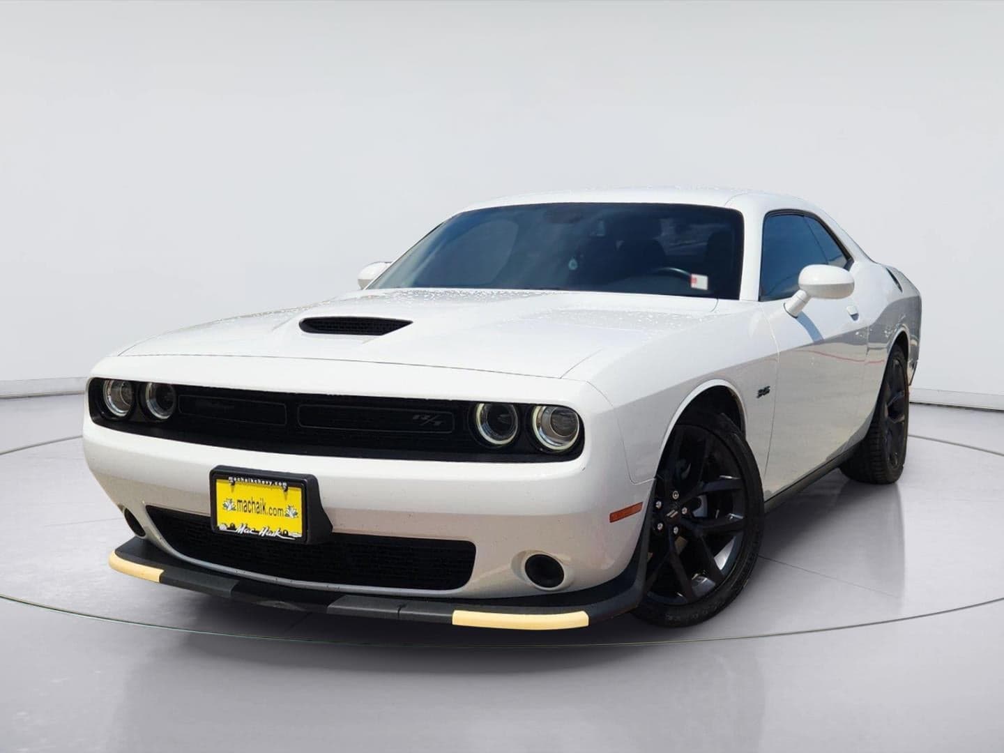2023 Dodge Challenger R/T — photo 1 of 43