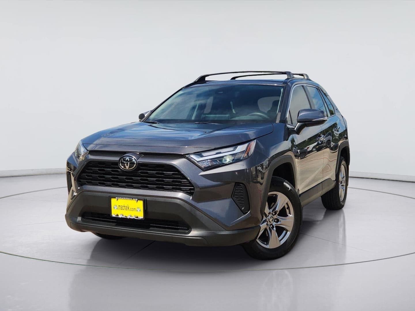 2023 Toyota RAV4 XLE — photo 1 of 44