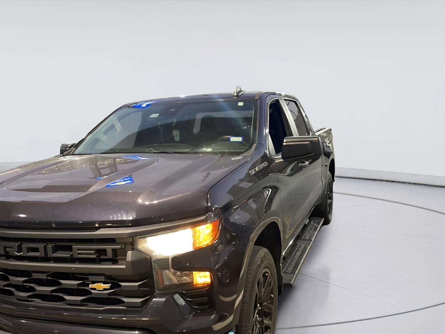 2023 Chevrolet Silverado 1500 Custom — photo 1 of 5