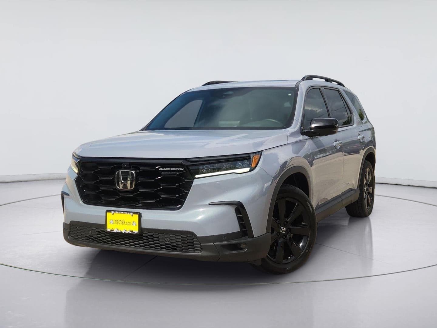 2025 Honda Pilot Black Edition — photo 1 of 47