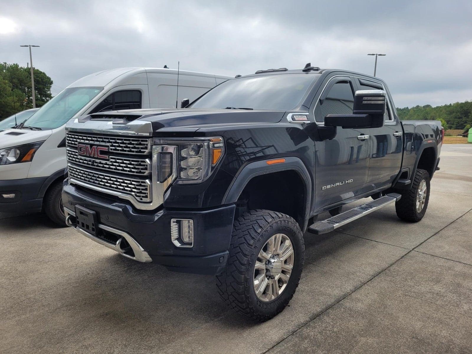 2020 GMC Sierra 2500HD Base — photo 1 of 4