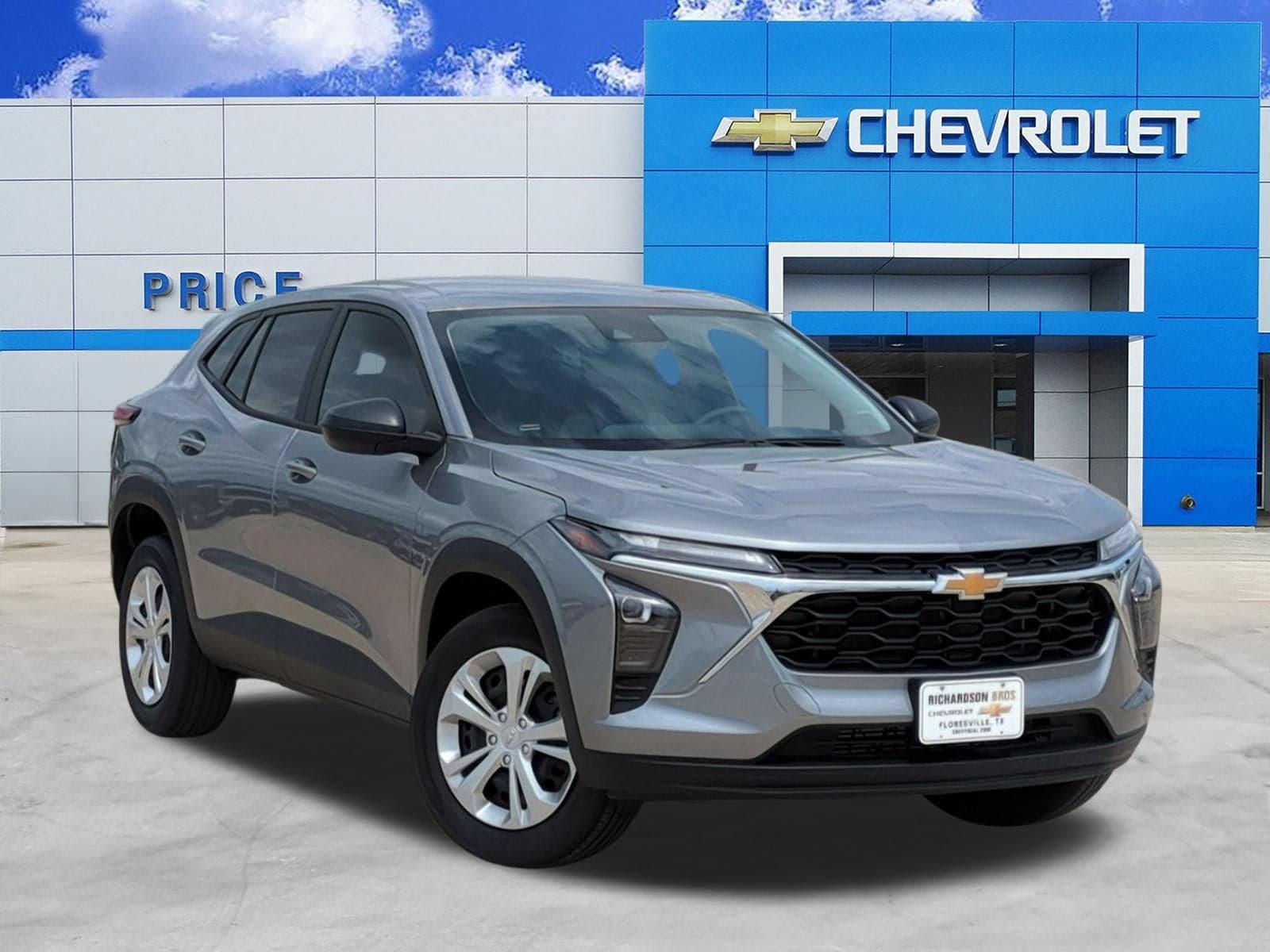 2026 Chevrolet Trax LS — photo 1 of 47