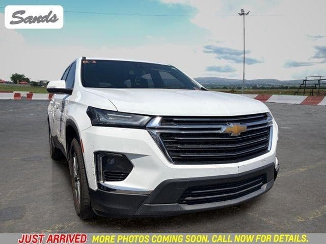 2023 Chevrolet Traverse LT Cloth — photo 1 of 22