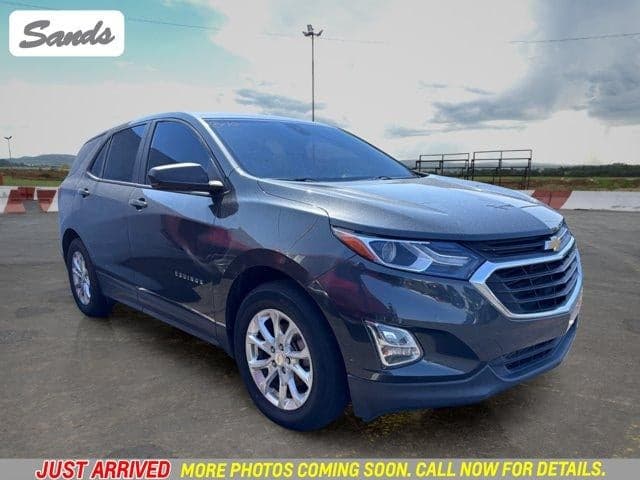 2021 Chevrolet Equinox LS — photo 1 of 12