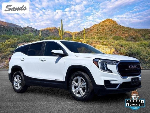 2024 GMC Terrain SLE — photo 1 of 35
