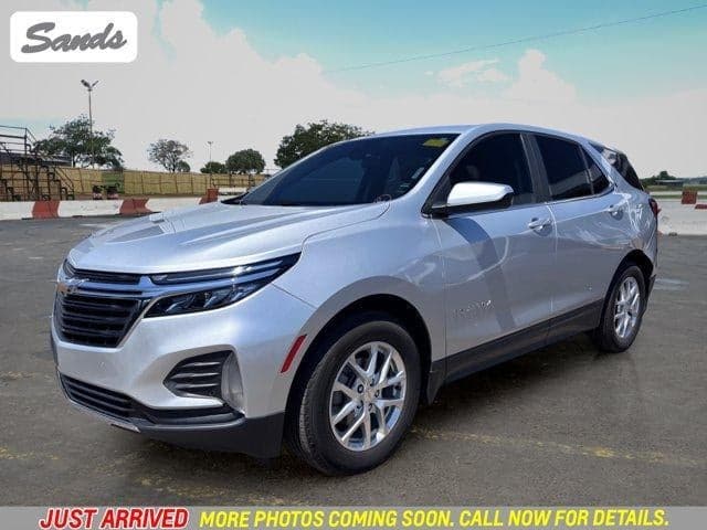 2022 Chevrolet Equinox LT — photo 1 of 13