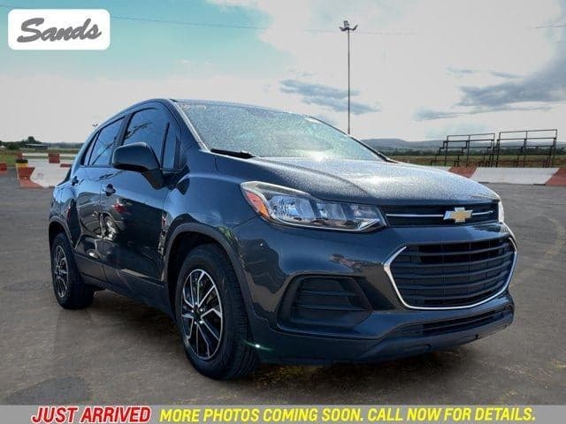 2019 Chevrolet Trax LS — photo 1 of 5