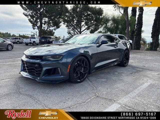 2019 Chevrolet Camaro ZL1 — photo 1 of 5