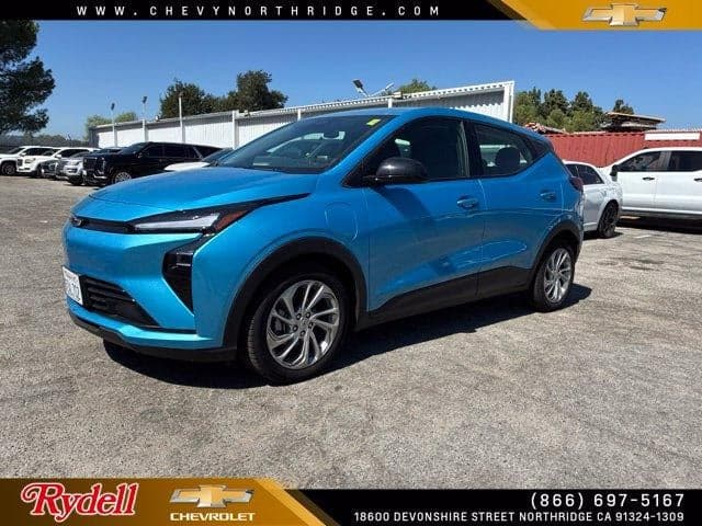 2027 Chevrolet Bolt Base — photo 1 of 5