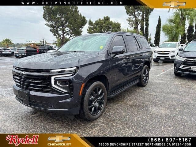 2025 Chevrolet Tahoe RST — photo 1 of 5