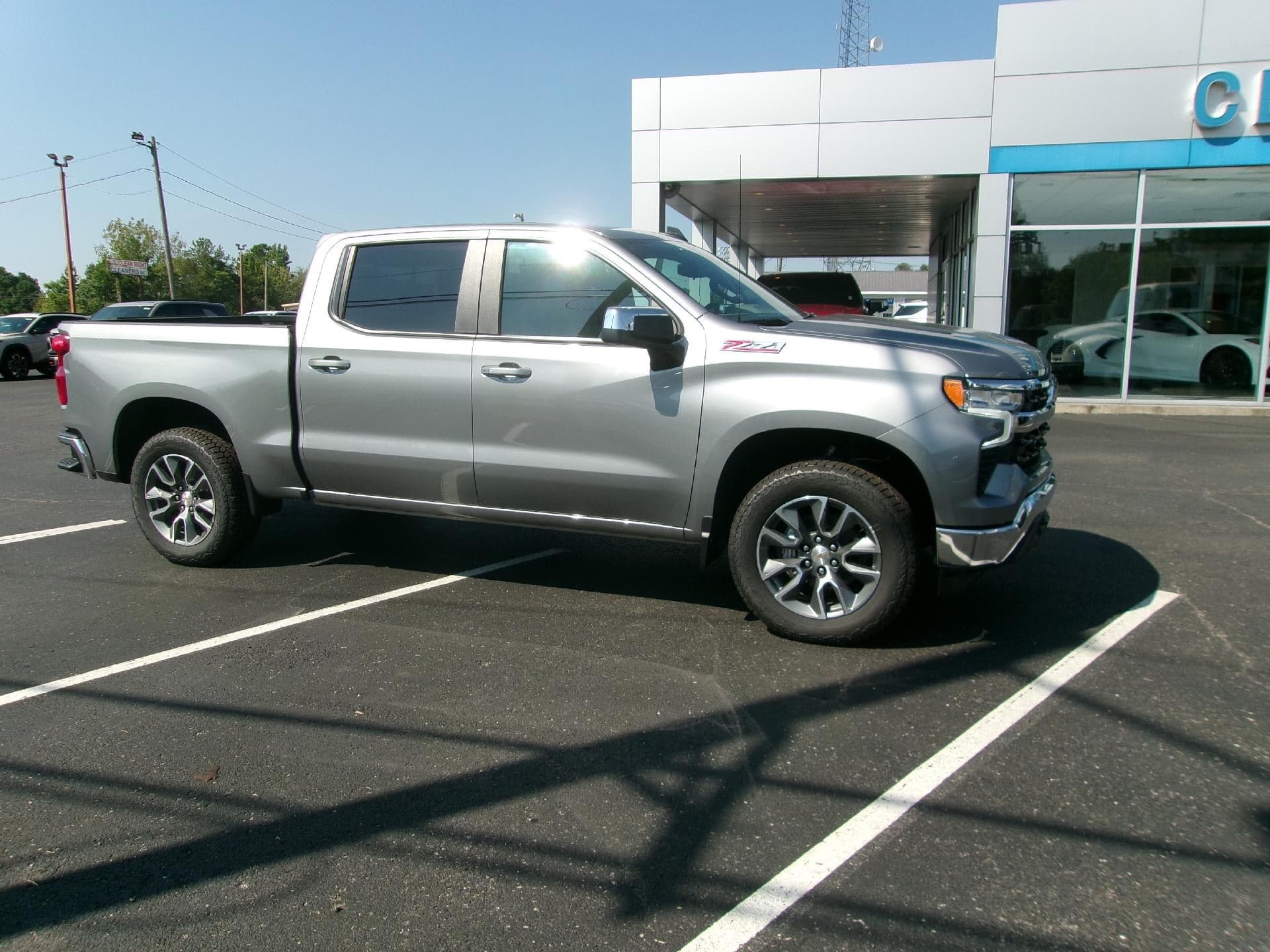 2026 Chevrolet Silverado 1500 LT — photo 1 of 52
