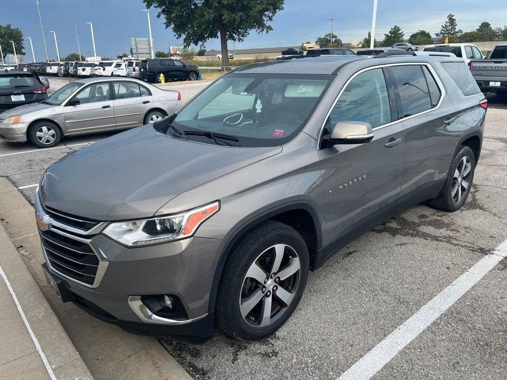 2018 Chevrolet Traverse 3LT — photo 1 of 6