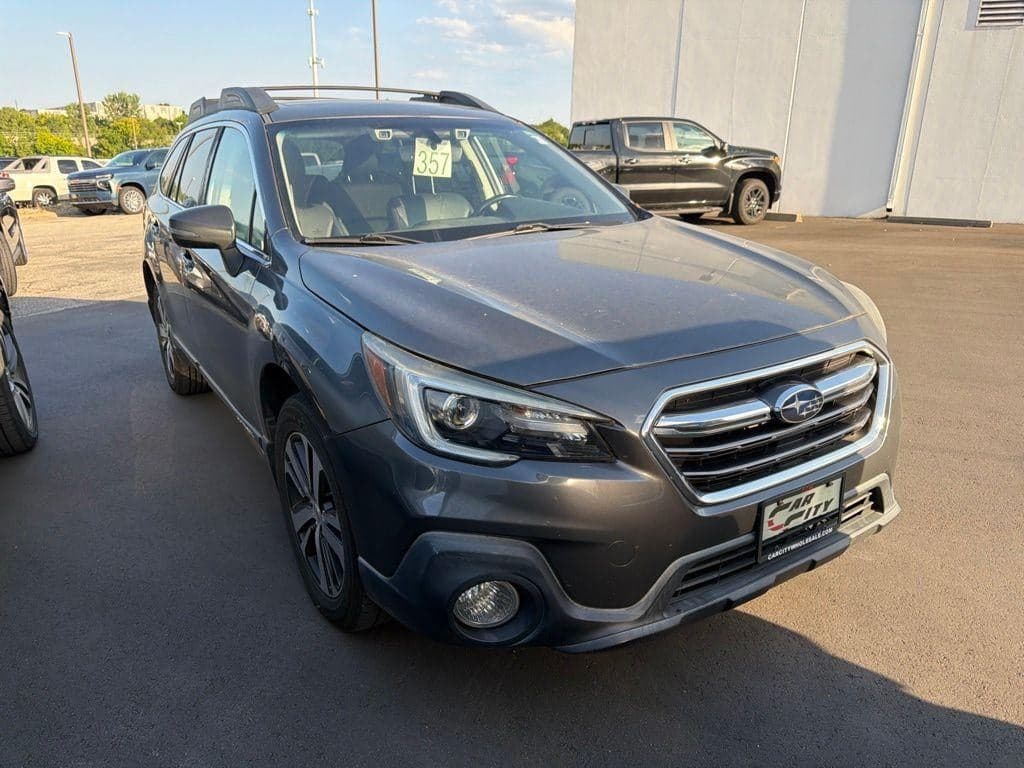 2018 Subaru Outback 2.5i — photo 1 of 10