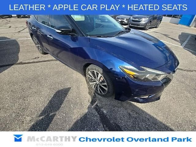 2017 Nissan Maxima SV — photo 1 of 6