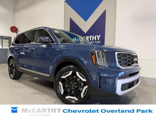 2025 Kia Telluride S — photo 1 of 16