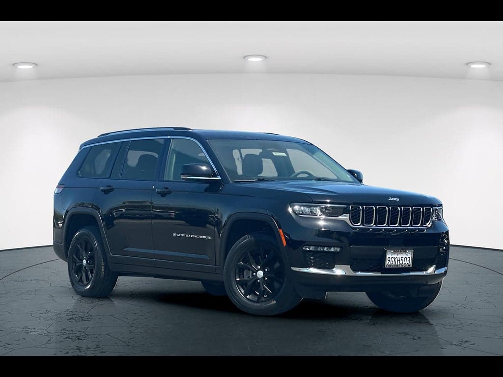 2023 Jeep Grand Cherokee L Limited 4x4 — photo 1 of 53