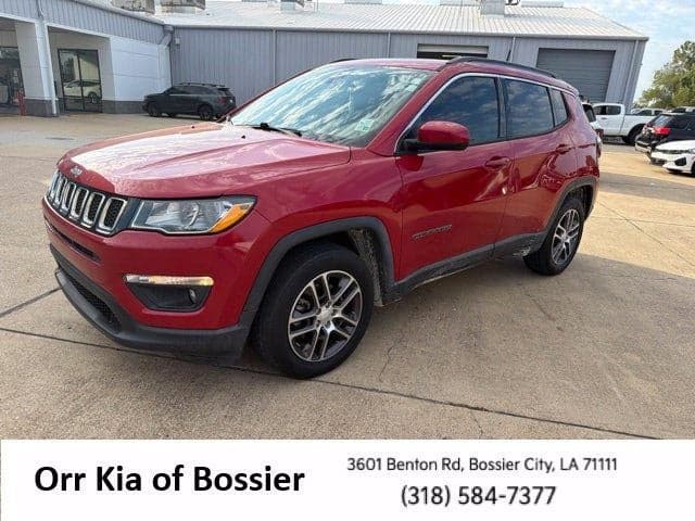 2018 Jeep Compass Latitude — photo 1 of 42